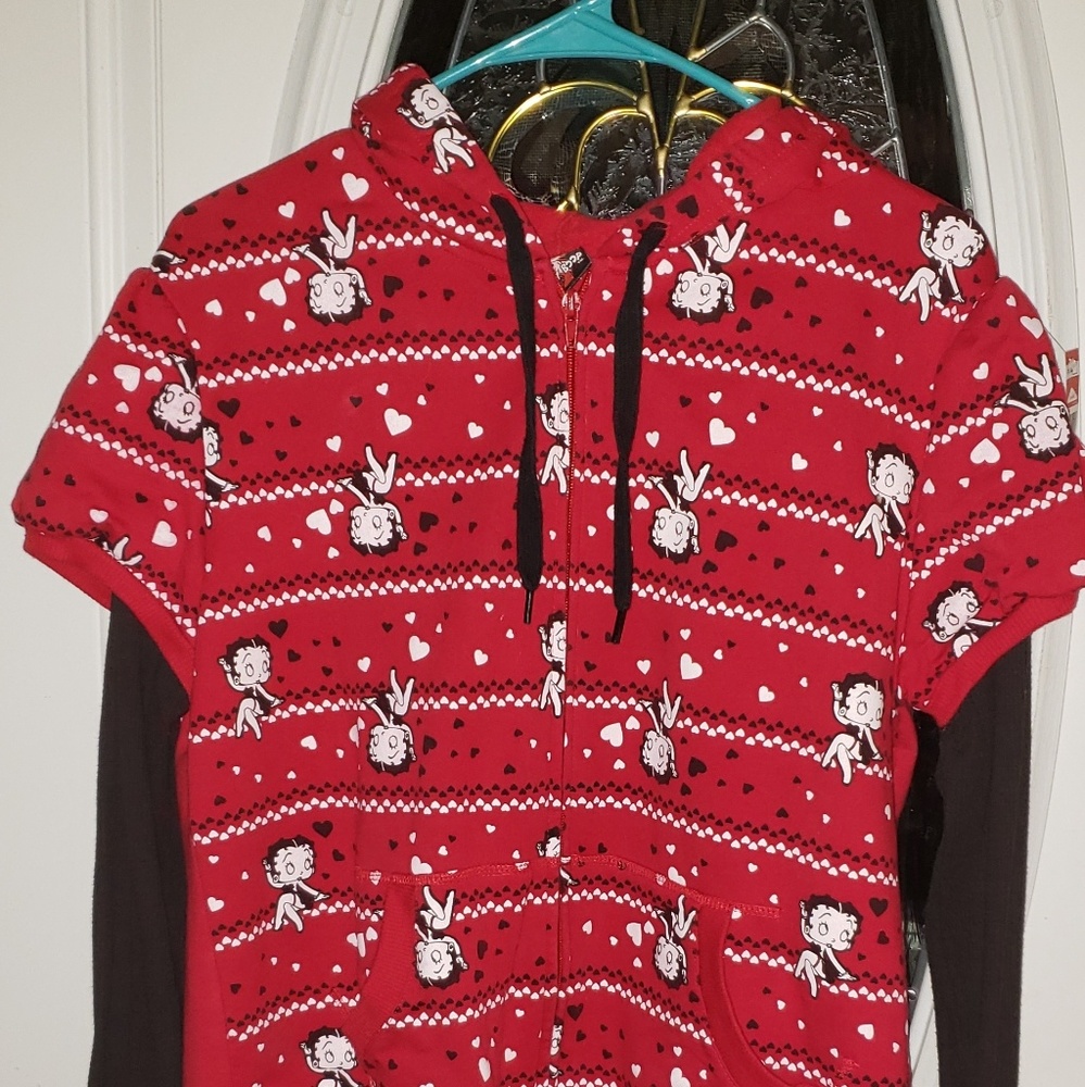 *EUC Red Betty Boop Jr. Size XL 15/17 Hoodie